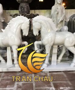 Con Ngựa Đá Để Phòng Làm Việc Đẹp