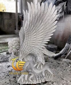 Tượng Đại Bàng Săn Mồi Phong Thủy