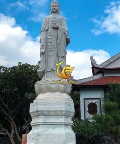 Tượng Phật A Di Đà Bằng Đá Ở Chùa Bắc Ninh