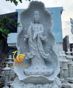 Tượng Phật Bà Quan Âm Đứng Đài Sen