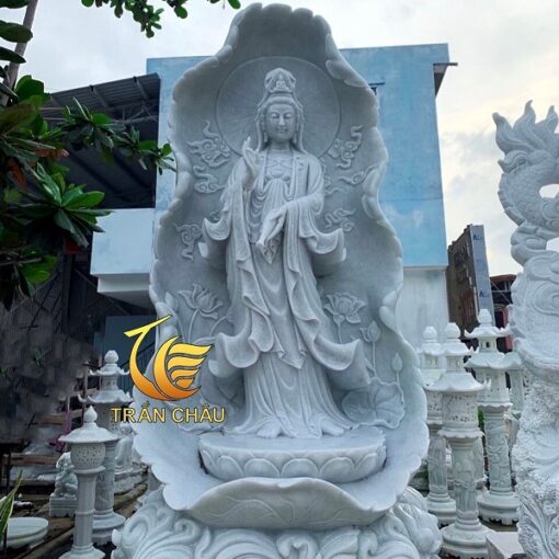 tuong phat ba quan am dung dai sen 48aff766c9174202a2dd9f01eec0c0e8
