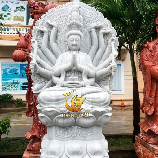 tuong phat quan am thien thu thien nhan ngoi da trang 3e71f4849b9c4f63ae2e874595957375